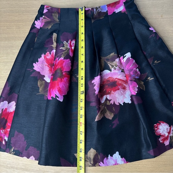 Floral Spring/Summer Skirt Sz Small by Db Est. A Line Black/Pink Feminine - Picture 5 of 8